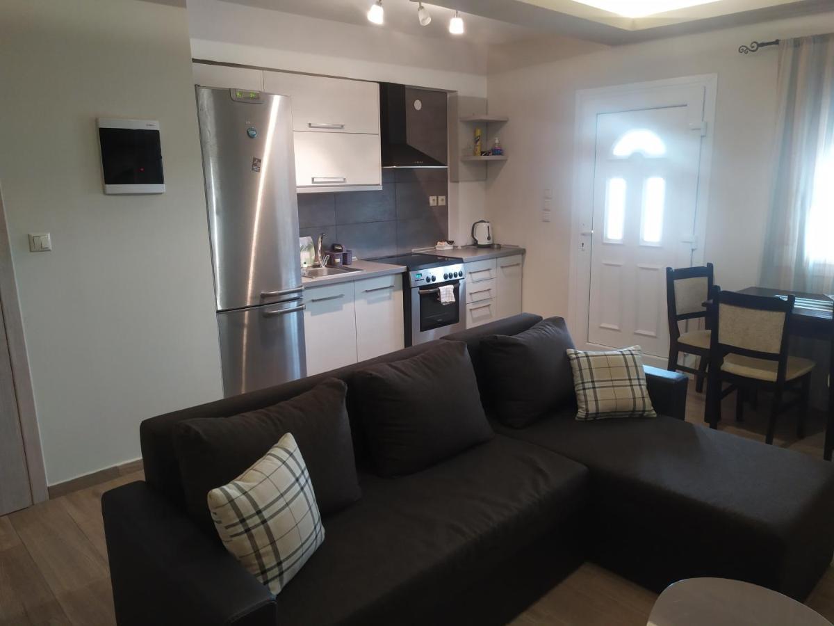 Ofrinio Central Apartments Εξωτερικό φωτογραφία